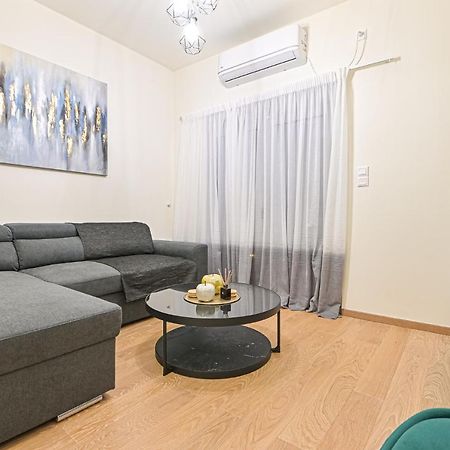 Areos Comfort Living Apartment - Alexandras Ave 72 Athena Bagian luar foto