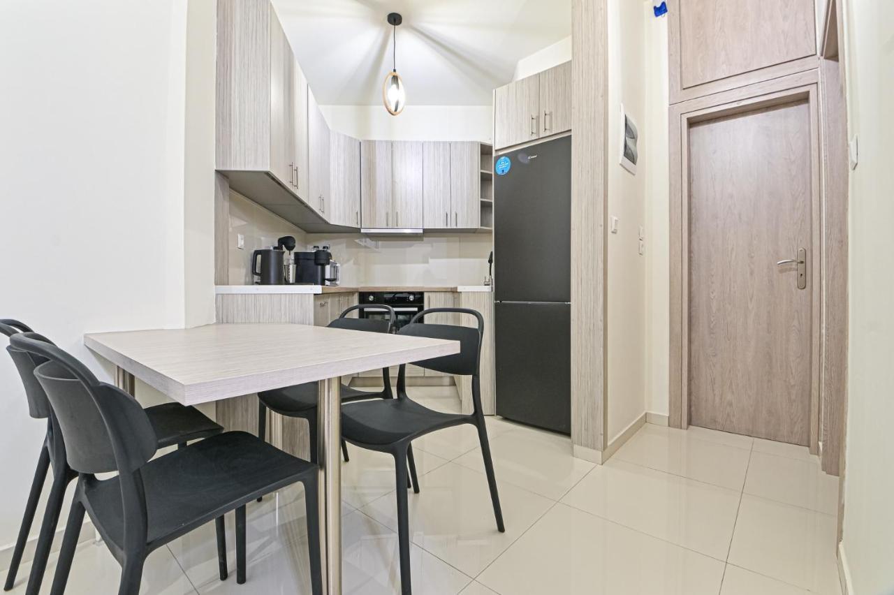 Areos Comfort Living Apartment - Alexandras Ave 72 Athena Bagian luar foto